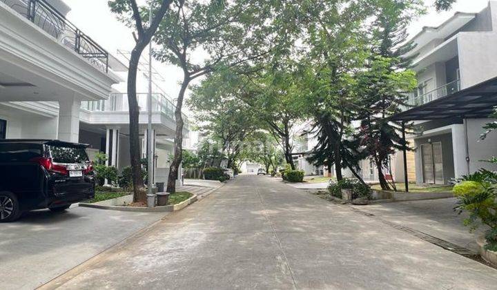 Dijual Rumah Mewah Komplek Halton Place Daerah Menteng Indah 2