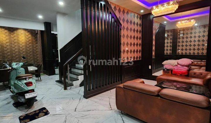 Rumah Mewah Komplek Marriot Residence Full Perabot Jalan Sunggal 2