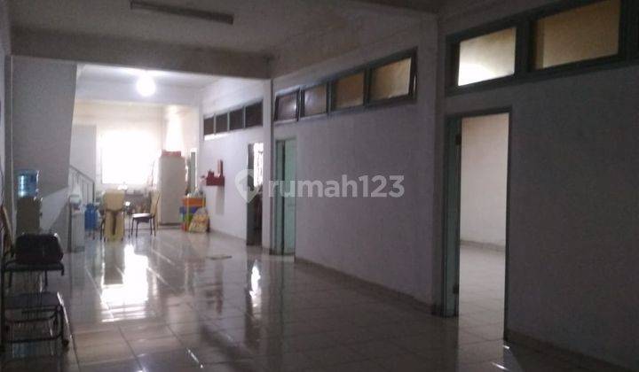 Dijual Ruko Gandeng Terawat Jalan Gatot Subroto 1