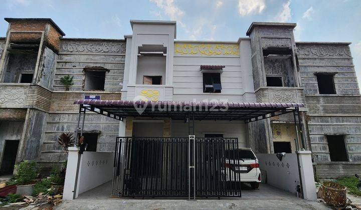 Rumah Luas 2 Tingkat Komplek Golden Vista 2 Jalan Jamin Ginting 1