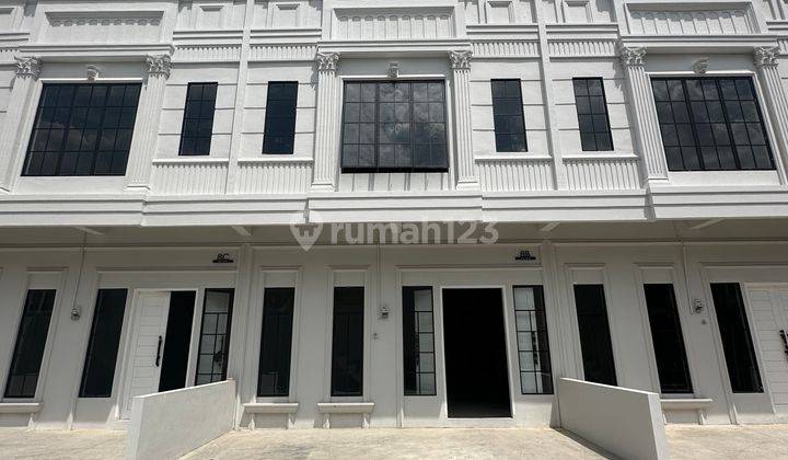 Rumah Baru Komplek The Dior Jalan Kolam Daerah Mmtc Pancing 1