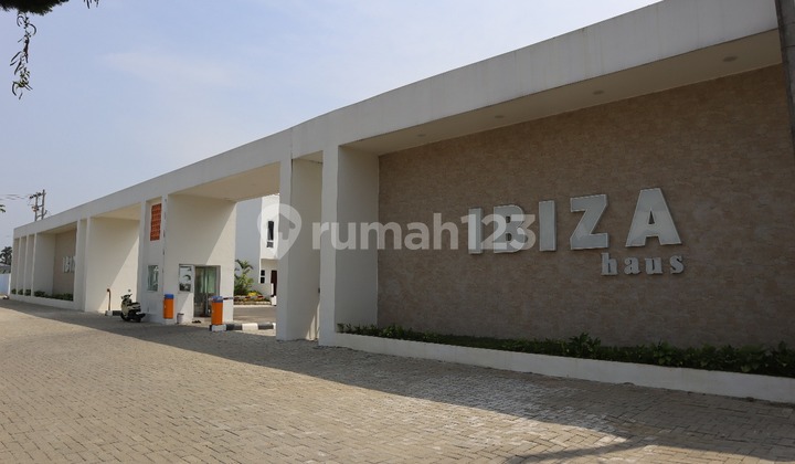 Rumah Baru Komplek Ibiza Haus Madrid Jalan Sm raja Amplas 2
