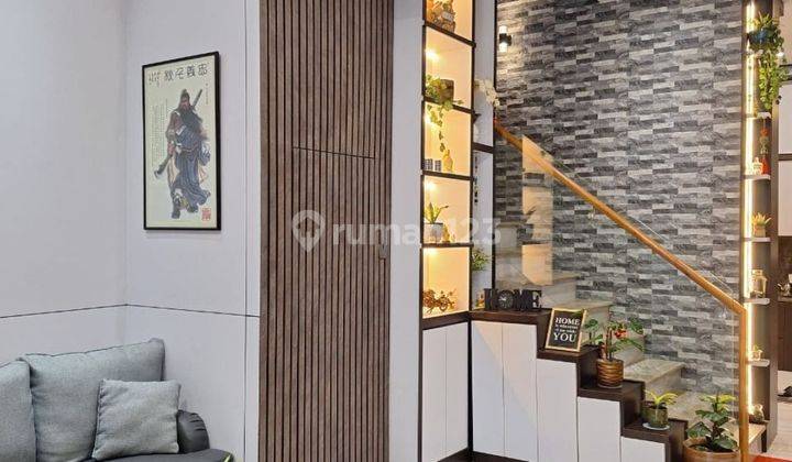 Dijual Rumah Modern Komplek Menteng Indah Jalan Panglima Denai 2