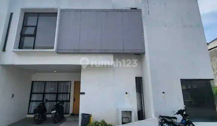 Disewa Rumah Hook 2,5 Tingkat Jalan Tapian Nauli Komplek Habitat 2