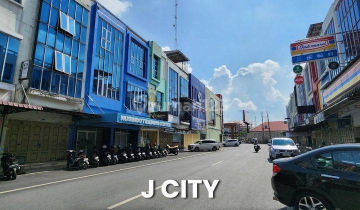 Disewa Ruko Jalan Karya Wisata Komplek J City 1