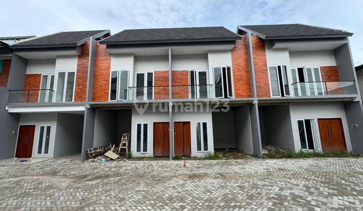 Rumah Baru Jalan Yos Sudarso Komplek Glugur Indah Residence