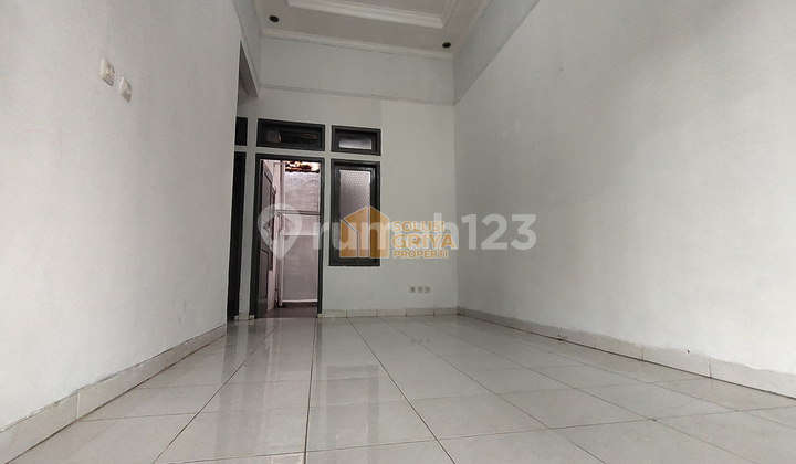 For Sale: SHM House Suitable for New Families in Bogor City, Car Accessible, in a 24-Hour Security Cluster. For Sale: SHM House Suitable for New Families in Bogor City, Car Accessible, in a 24-Hour Security Cluster.