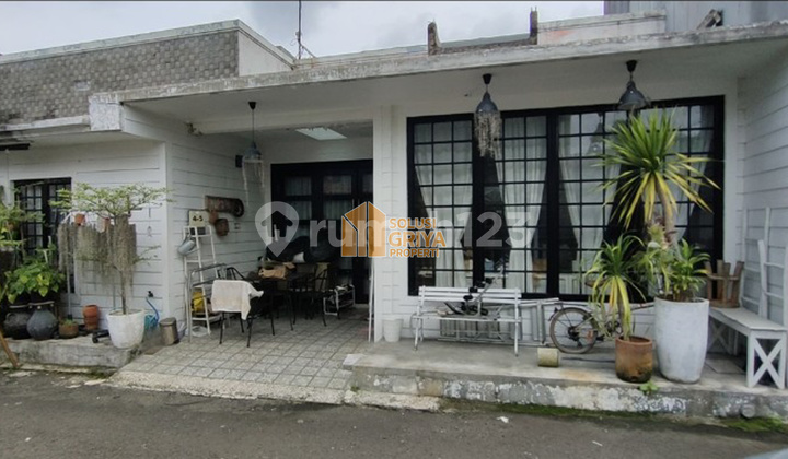 Di Jual Cepat Rumah Estetik di Perumahan Nuansa Hijau, Ciomas, Kabupaten Bogor.