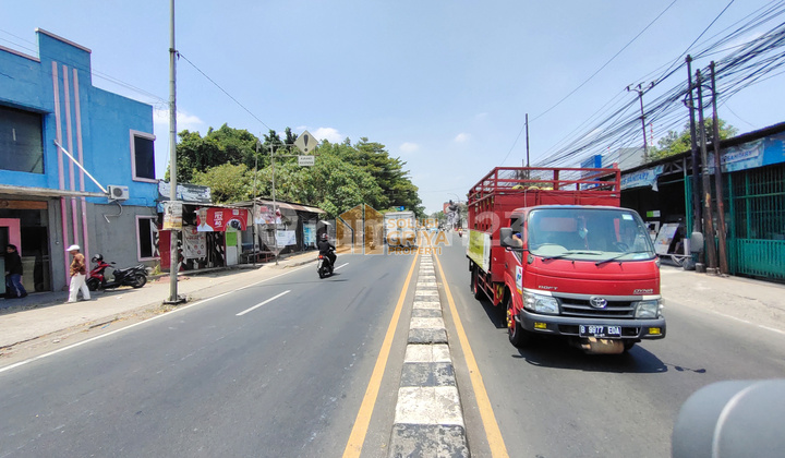 Strategic Commercial Location on Bogor Main Road KM 38, Just 3 KM from Cijago and Cibinong Toll Exits. 2