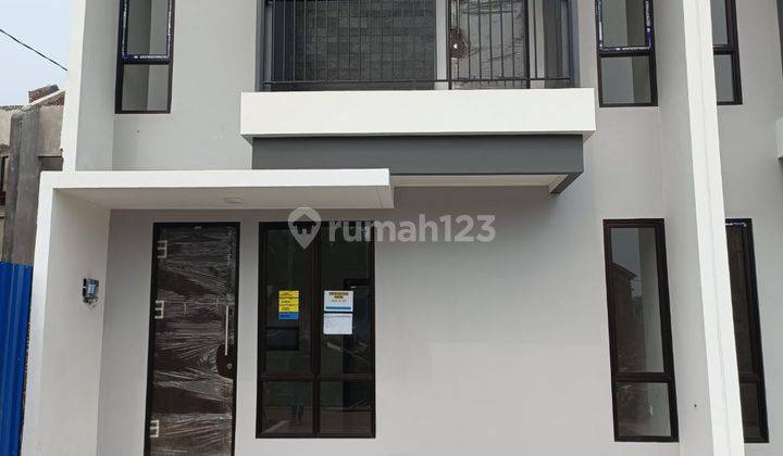 Rumah Strategis Grand Batavia Amore 2lt, Bata Merah, Siap Huni 1