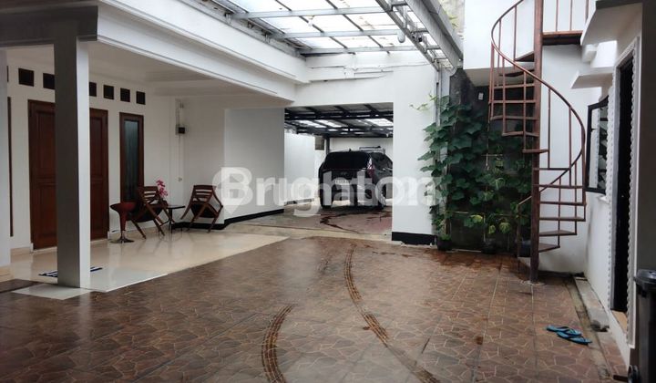 RUMAH ASRI SIAP HUNI BANGUNAN KOKOH LUAS LOKASI STRATEGIS DI KEMANG TIMUR JAKARTA SELATAN HARGA DI BAWAH NJOP RUMAH ASRI SIAP HUNI BANGUNAN KOKOH LUAS LOKASI STRATEGIS DI KEMANG TIMUR JAKARTA SELATAN HARGA DI BAWAH NJOP