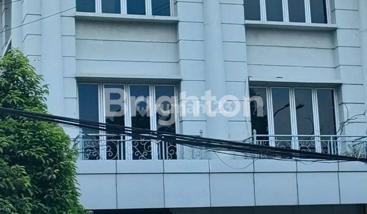 RUKO MODERN 5½ LANTAI ADA LIFT LOKASI STRATEGIS JALAN RAYA COCOK UNTUK BANK ATAU KANTOR DI TEBET JAKARTA SELATAN 1