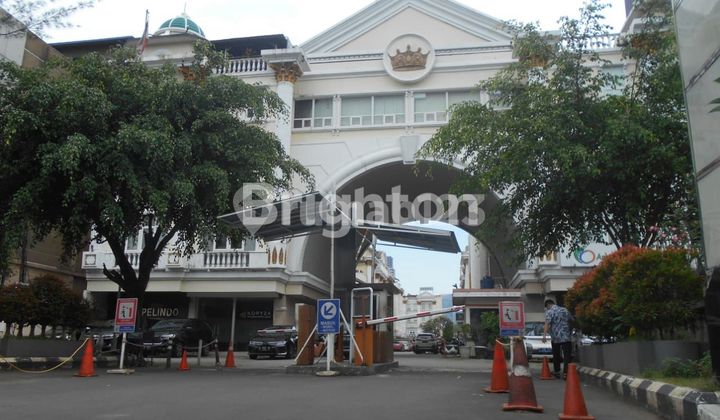 Ruko Dijual/Sewa Dibawah Harga Appraisal Bank Dalam Komplek Crown Palace di Soepomo Tebet Jakarta Selatan