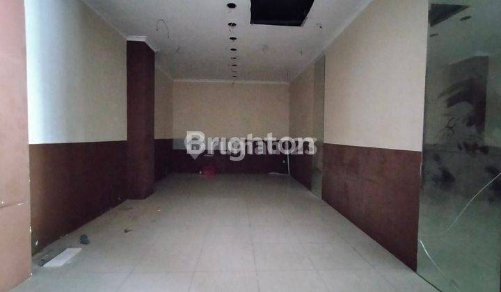 CEPAT MURAH 3 RUKO 3 LANTAI KEBAYORAN BARU PASAR MAYESTIK LOKASI ISTIMEWA 2