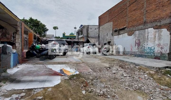 Tanah Padat Strategis Dekat Pasar Kebayoran Lama Jakarta Selatan