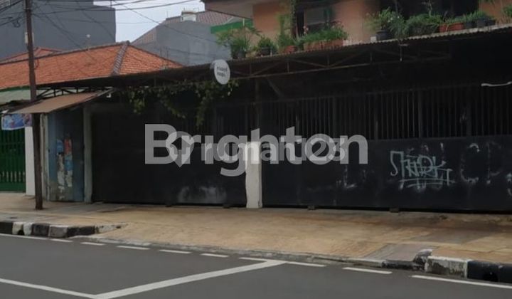 RUMAH BANGUNAN KOKOH PERLU RENOVASI LOKASI STRATEGIS  KAYU PUTIH JAKARTA TIMUR 