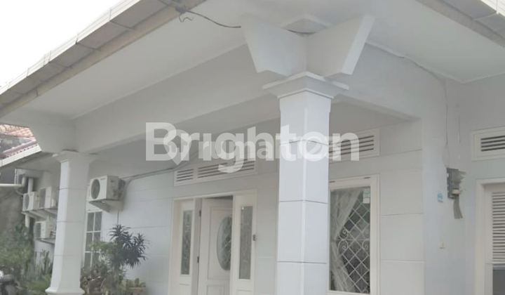 Rumah Asri Strategis Dekat Kuningan Dalam Komplek Mampang Prapatan Jakarta Selatan Rumah Asri Strategis Dekat Kuningan Dalam Komplek Mampang Prapatan Jakarta Selatan