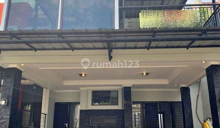  Dijual Rumah Siap Huni Harga Bagus di Raffles Hills Cibubur 1