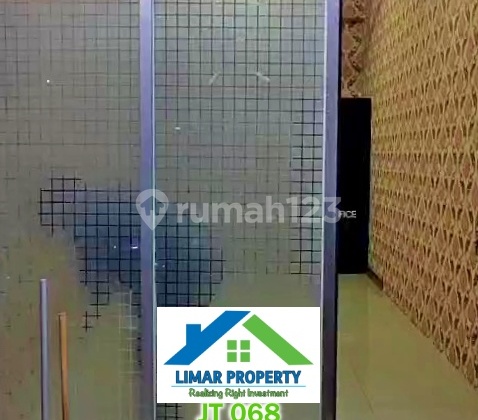 Ready-to-Live Kiosk in a Strategic Location at Cibubur Village Apartment Ready-to-Live Kiosk in a Strategic Location at Cibubur Village Apartment