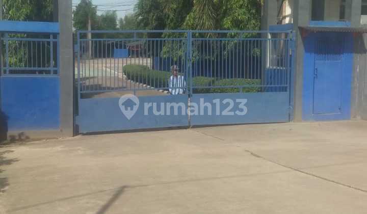 FOR SALE QUICKLY, READY-TO-USE WAREHOUSE IN EAST KARAWANG, LOCATION ADJACENT TO NEW ROAD (PROVINCIAL HIGHWAY) EAST KARAWANG FOR SALE QUICKLY, READY-TO-USE WAREHOUSE IN EAST KARAWANG, LOCATION ADJACENT TO NEW ROAD (PROVINCIAL HIGHWAY) EAST KARAWANG