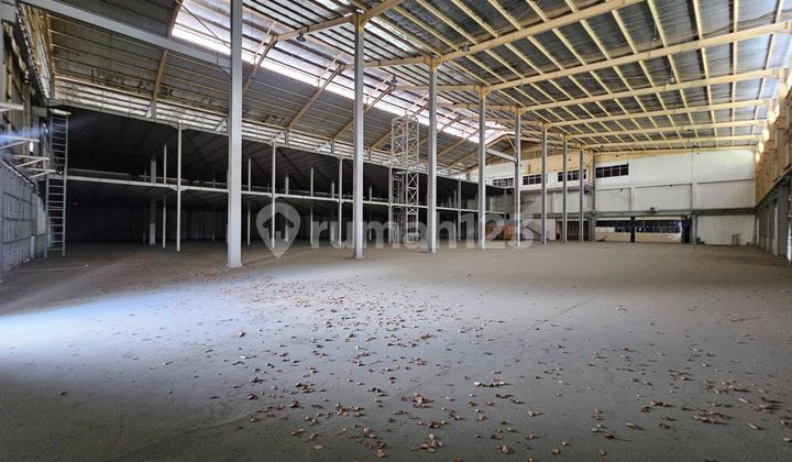 Spacious and Strategic Factory in West Cikarang