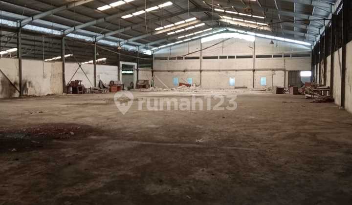 For Sale Warehouse / Factory in Cileungsi Cipeucang