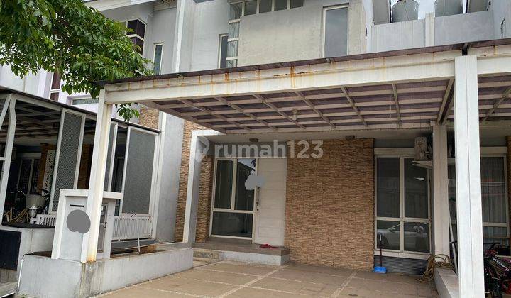 Dijual Rumah di Cluster Vasana Harapan Indah Bekasi 1