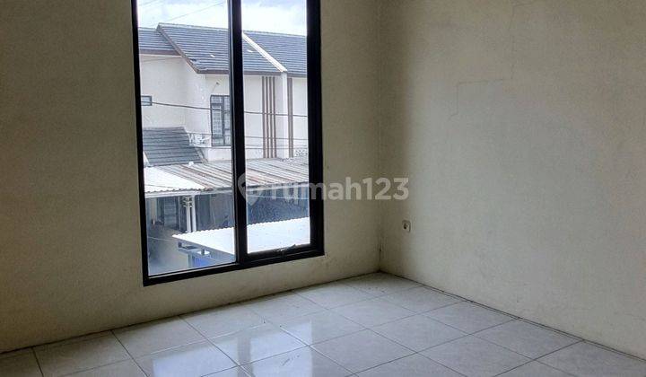 Dijual Rumah Di Komplek Duta Margawangi  2