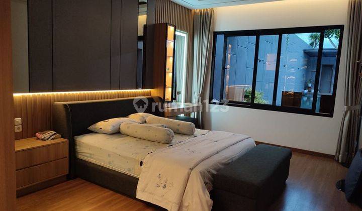 Dijual Rumah Lux Furnished Dengan Kolam Berenang Kbp 2