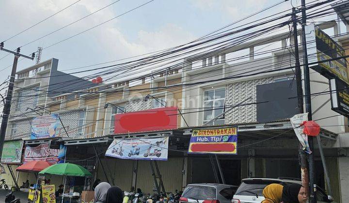 Disewakan Ruko di pinggir jalan Cocok untuk usaha / kantor 1