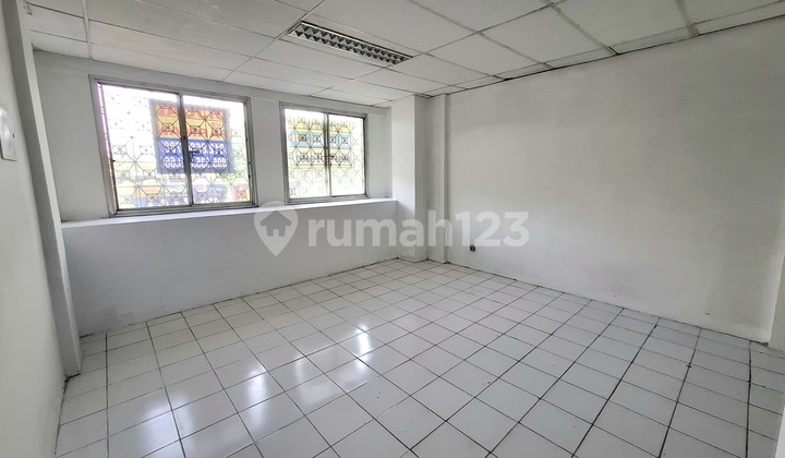 Ruko.3 Lt Cempaka Mas. Ready to occupy. 2