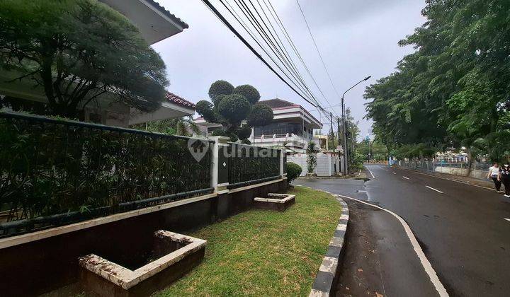 Rumah Hoek 2 LT  di Pulomas,JakTim. Taman  Indah 2