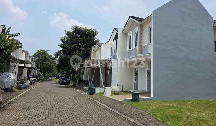 A Beautiful House at Vanya Park, Azura Residence, BSD. 2