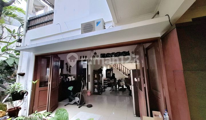 Asri House 2 Floors with Indonesian Nuance in Janur Hijau. K. Gading. North Jakarta.