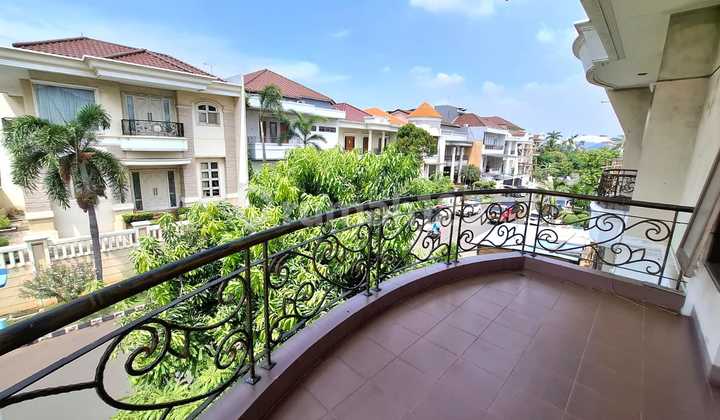 Hrg Menarik.! Rumah Hoek Jln Lebar. Di Sunter Paradise 3 Jak Ut