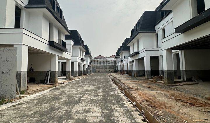 Rumah Dijual Pondok Indah Town House Start 8 M-An 2