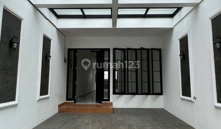 Rumah Brand New 3 Lantai Di Bintaro Dekat Pondok Indah 1