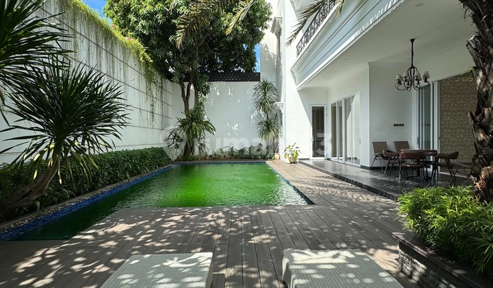 Rumah Klasik Modern Brand New Di Pondok Indah  2