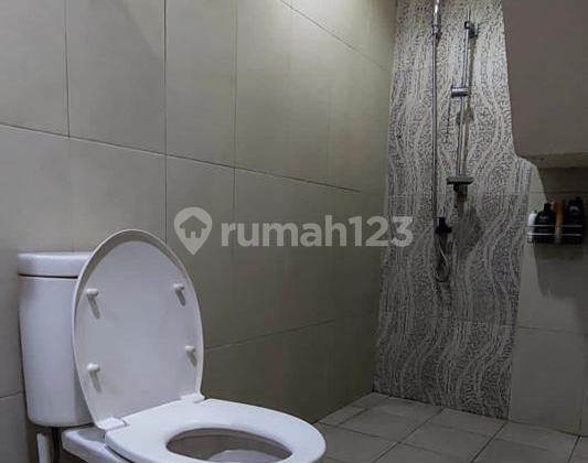 Rumah Dengan Lokasi Strategis 4 Menit Ke Pondok Indah Mall 2