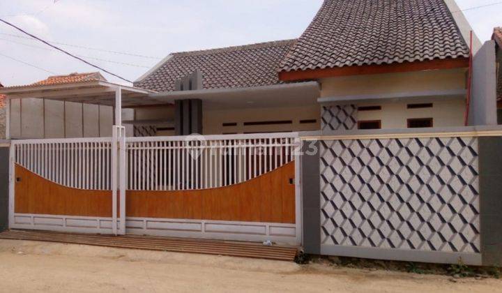 Rumah Siap Huni Posisi Hook 1