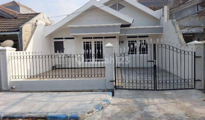 Butuh Cepat Laku dijual Rumah Baruk Baru Direnov  2