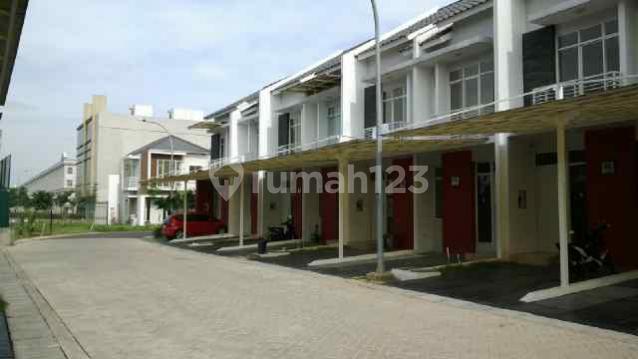 For Sale Green Lake City House, East Coast size 4x15m Slanted Price 2