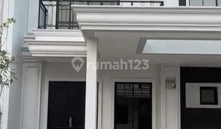 Disewakan Rumah Pasir Putih PIK 2Jakarta Utara Disewakan Rumah Pasir Putih PIK 2Jakarta Utara