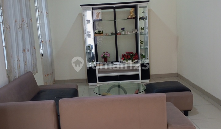 Dijual Rumah Green Lake City-West Europe 8X15m, Furnished - Dekat Danau 2