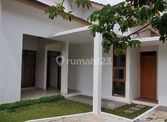 Rumah
Ciwaruga
Dekat Polban 1