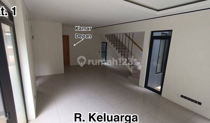 Rumah Minimalis modern 
Di Kota Baru Parahyangan 
Tatar Nayapati 
 1