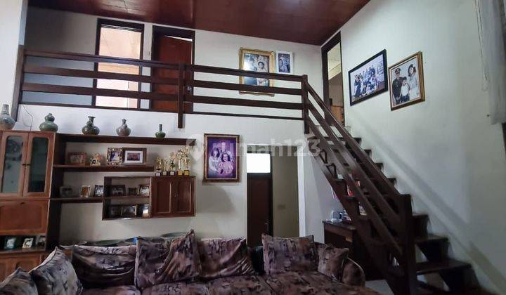 Rumah Tinggal
jl Abadi - Geger Kalong 2