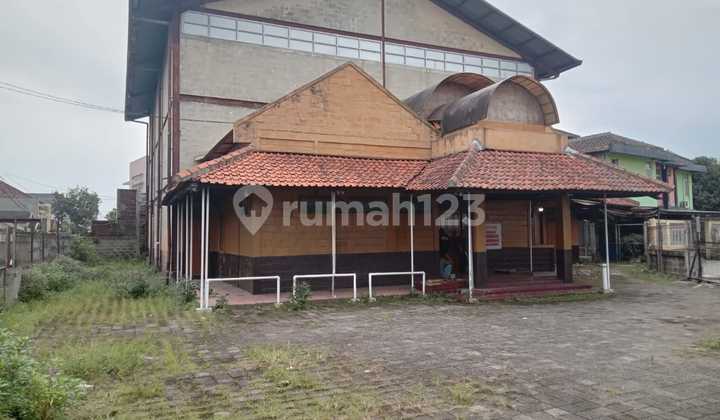 Dijual Cepat Gor Sayap Jl Bkr Strategis Bandung