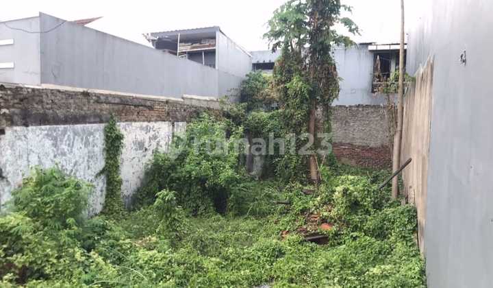 Lot Suitable for House / Business in Twin Area