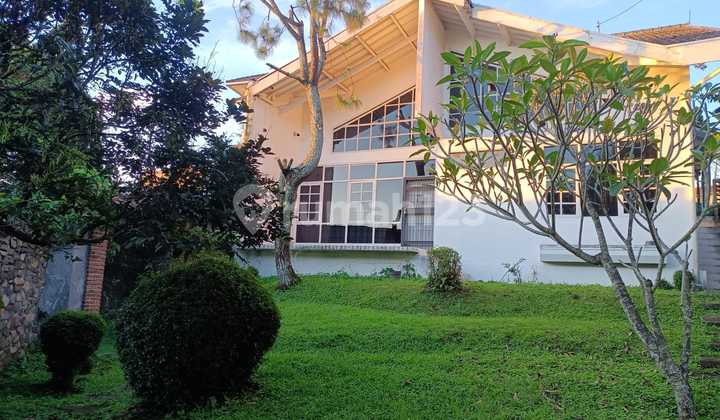 Dijual Rumah Tinggal Bukit Pakar Timur, Lokasi Di Utara Kota Bandung